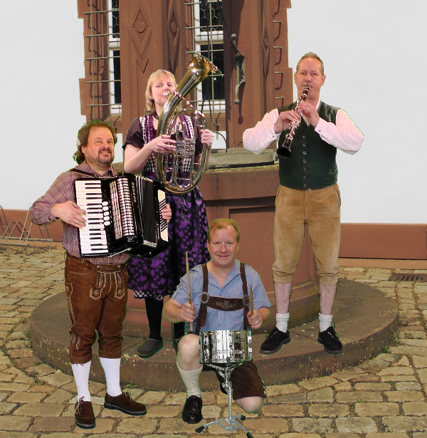 Vor dem Brunnen